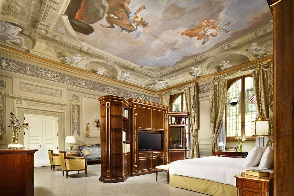 Hotel Palazzo Portinari Salviati Residenza D'Epoca Florencia Habitación foto